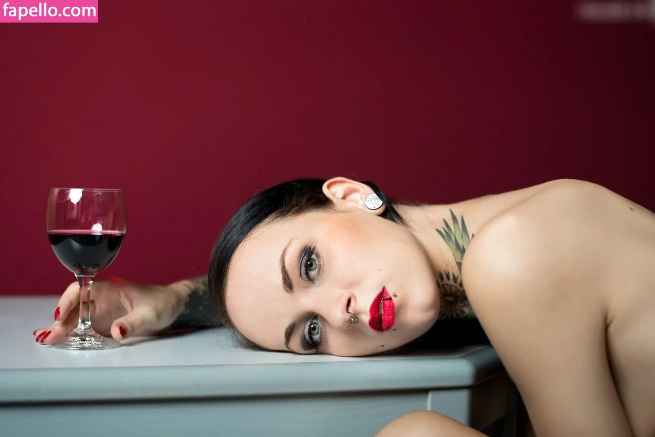 Sina Minou / sinaminou Onlyfans Photo Gallery 