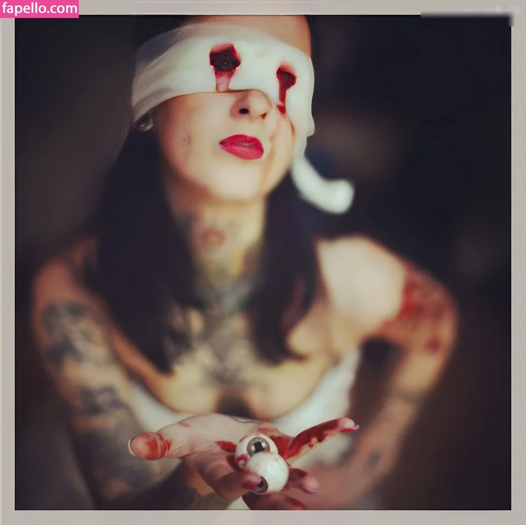 Sina Minou / sinaminou Onlyfans Photo Gallery 