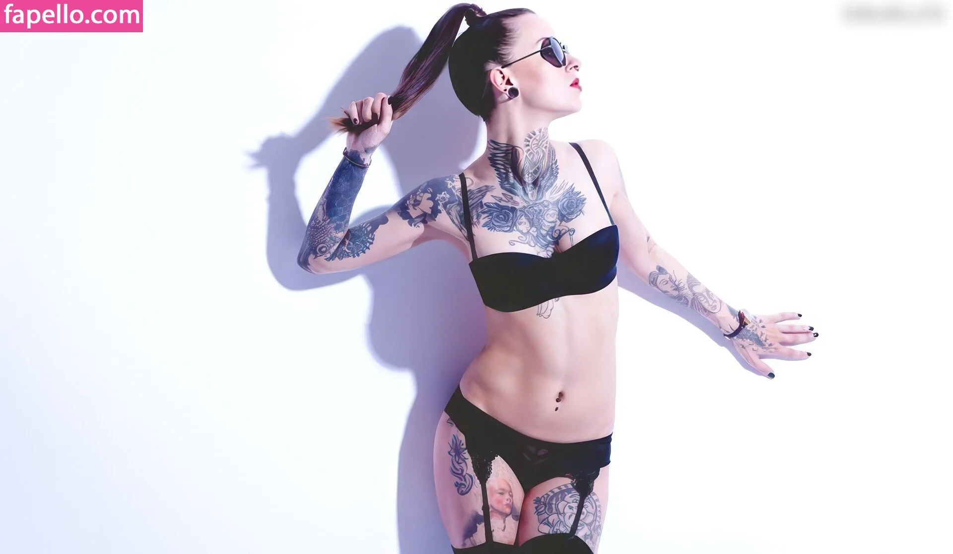 Sina Minou / sinaminou Onlyfans Photo Gallery 