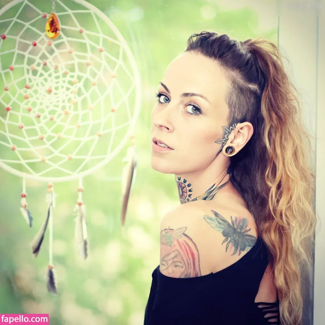 Sina Minou / sinaminou Onlyfans Photo Gallery 