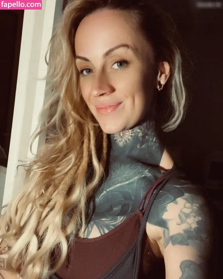 Sina Minou / sinaminou Onlyfans Photo Gallery 