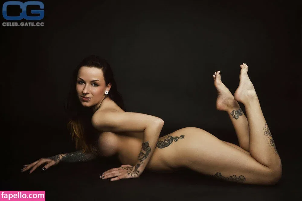 Sina Minou / sinaminou Onlyfans Photo Gallery 