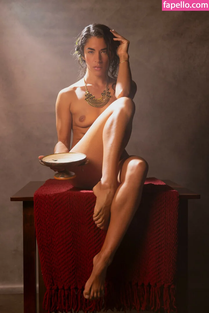 Eva Luna / earthy.eva / earthy.eva.model Onlyfans Photo Gallery 