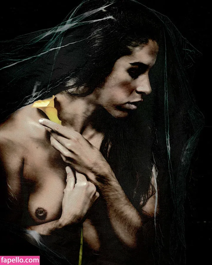 Eva Luna / earthy.eva / earthy.eva.model Onlyfans Photo Gallery 