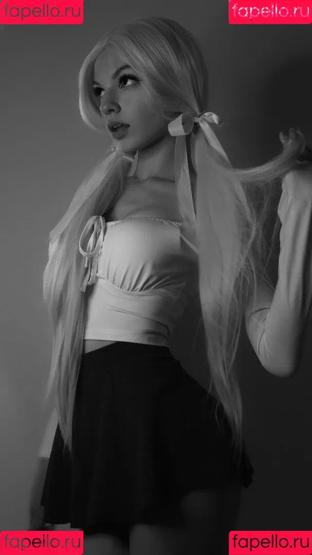 SOLYASMR / Soly ASMR / soly.asmr / solyyy.asmr Onlyfans Photo Gallery 