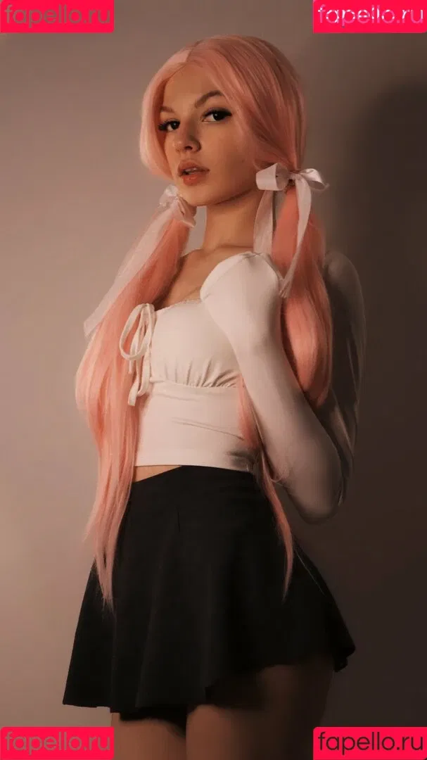 SOLYASMR / Soly ASMR / soly.asmr / solyyy.asmr Onlyfans Photo Gallery 