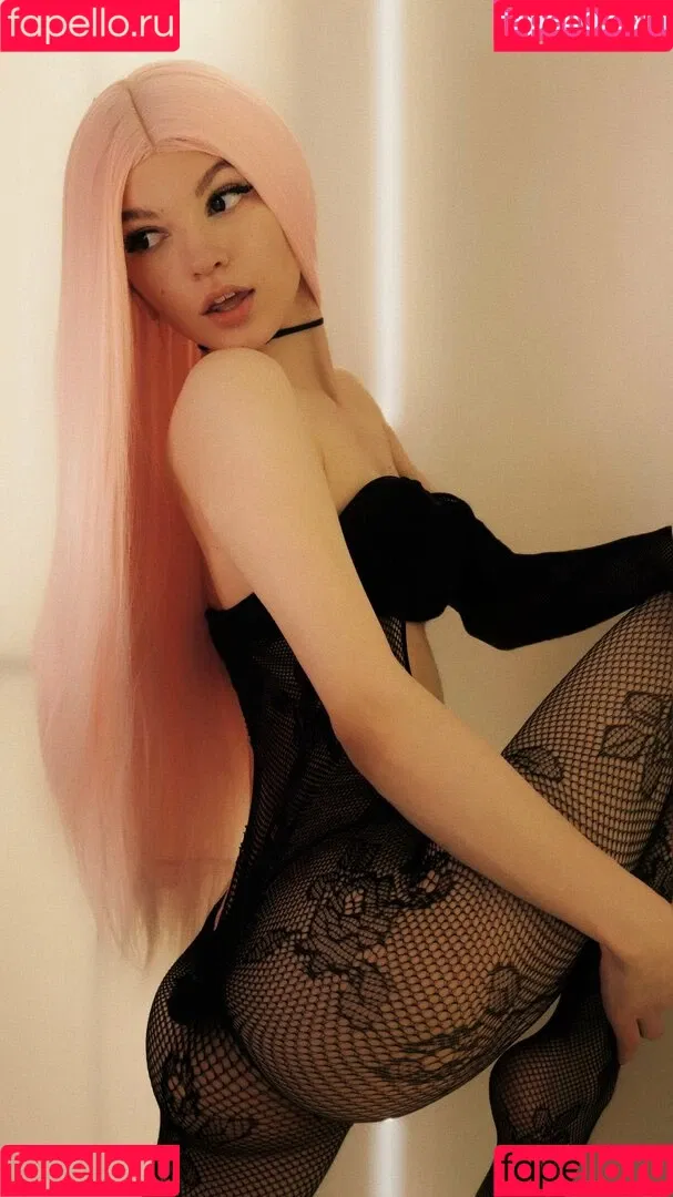 SOLYASMR / Soly ASMR / soly.asmr / solyyy.asmr Onlyfans Photo Gallery 