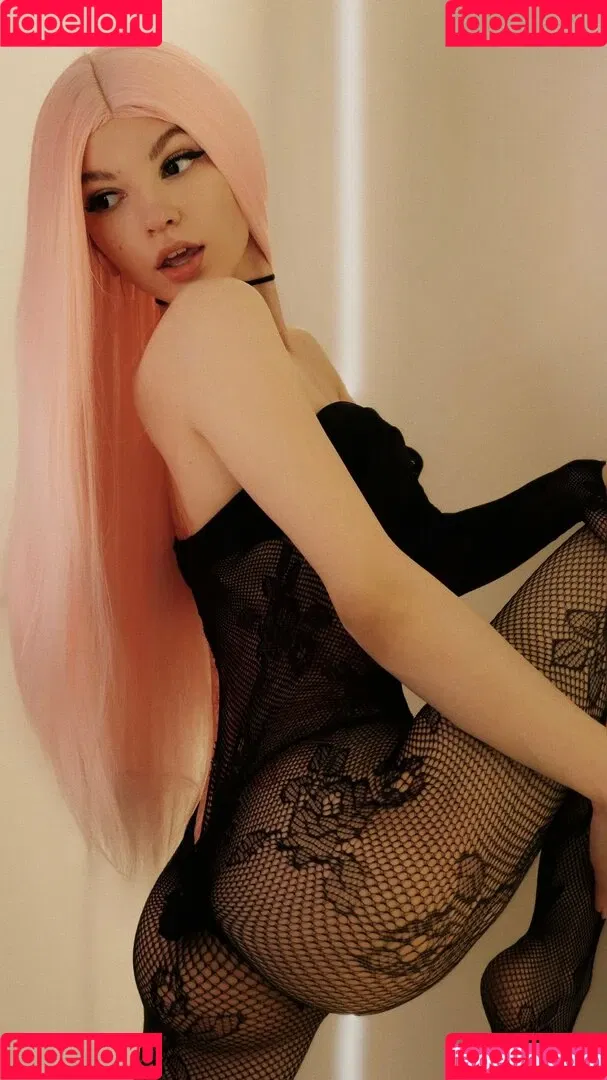 SOLYASMR / Soly ASMR / soly.asmr / solyyy.asmr Onlyfans Photo Gallery 