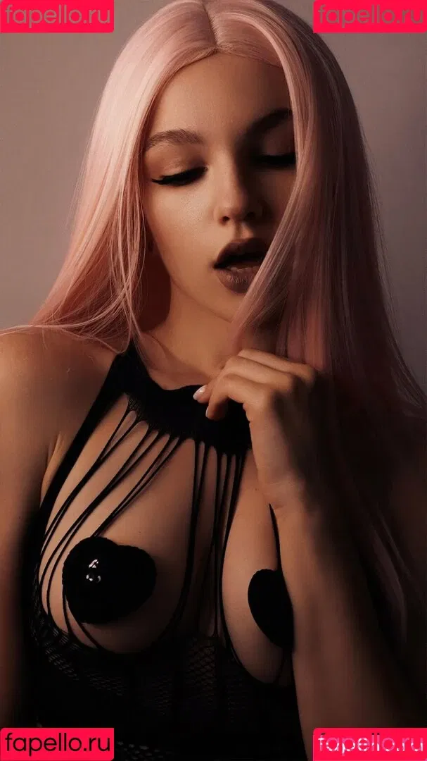 SOLYASMR / Soly ASMR / soly.asmr / solyyy.asmr Onlyfans Photo Gallery 