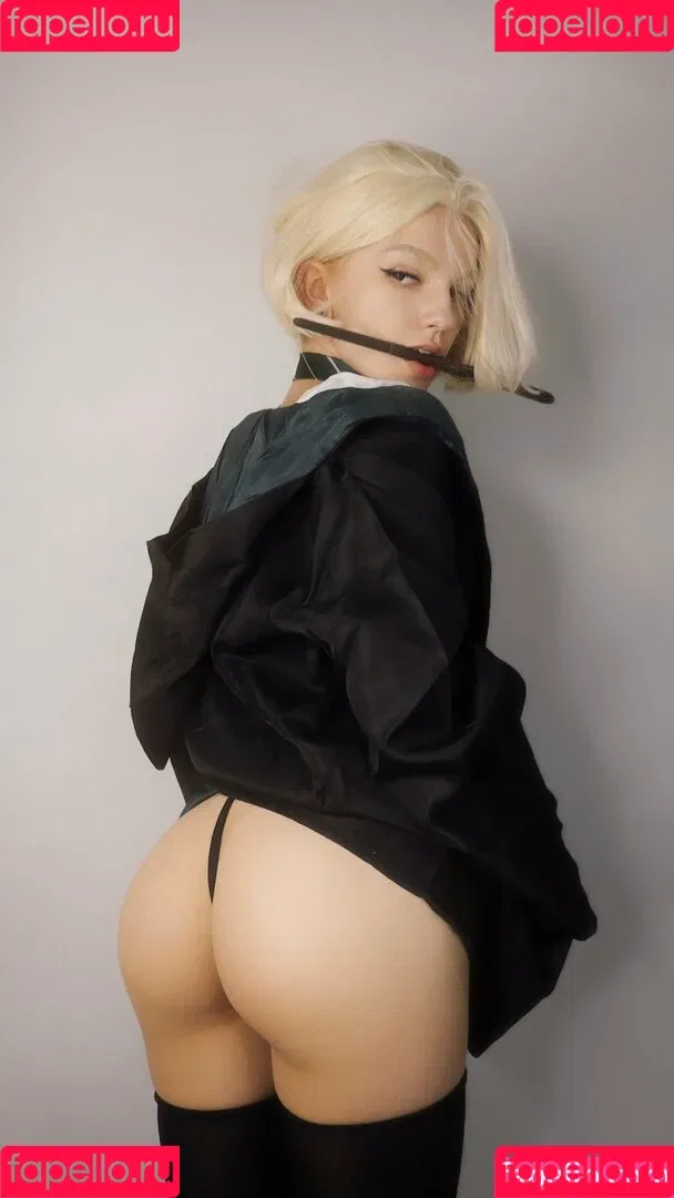 SOLYASMR / Soly ASMR / soly.asmr / solyyy.asmr Onlyfans Photo Gallery 