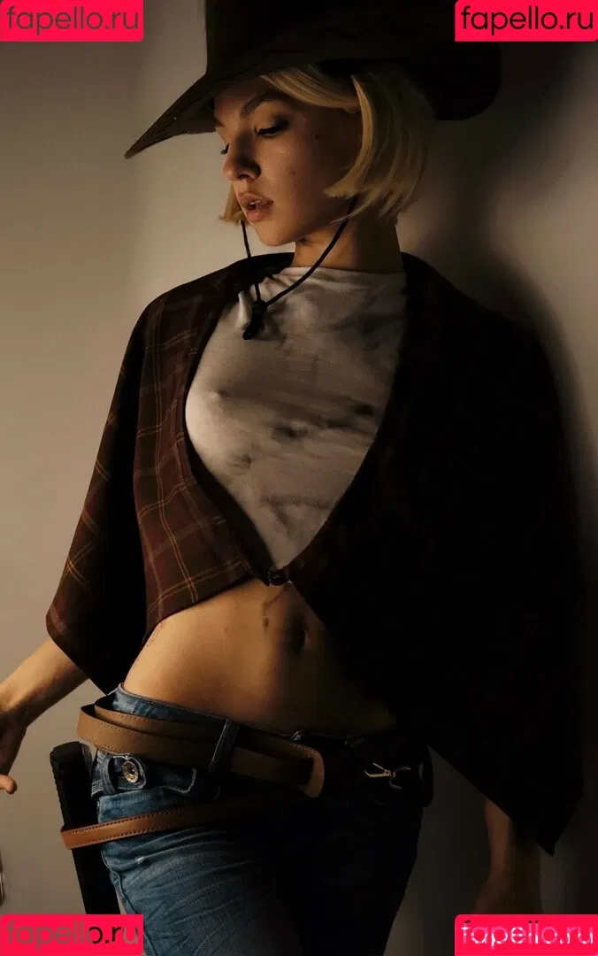 SOLYASMR / Soly ASMR / soly.asmr / solyyy.asmr Onlyfans Photo Gallery 