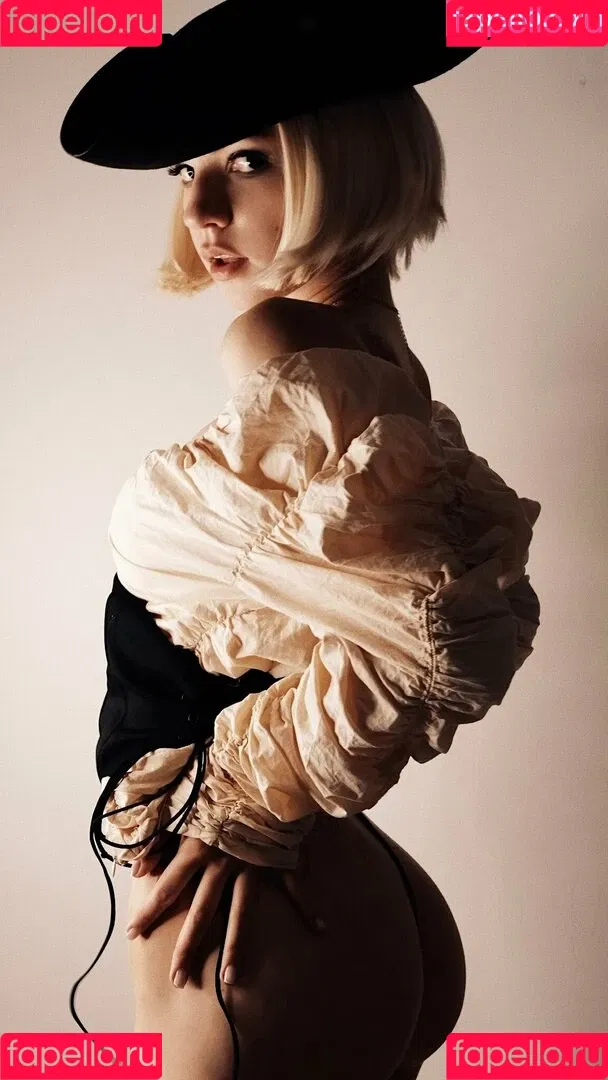 SOLYASMR / Soly ASMR / soly.asmr / solyyy.asmr Onlyfans Photo Gallery 