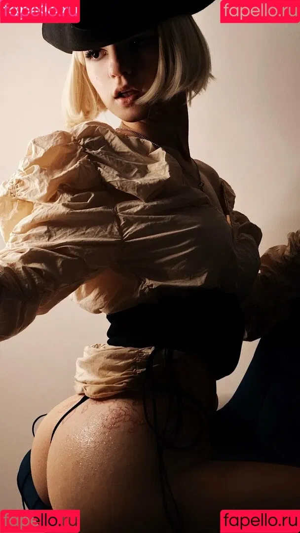 SOLYASMR / Soly ASMR / soly.asmr / solyyy.asmr Onlyfans Photo Gallery 