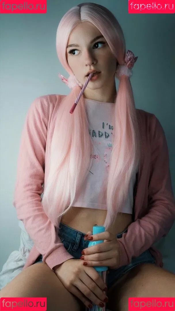 SOLYASMR / Soly ASMR / soly.asmr / solyyy.asmr Onlyfans Photo Gallery 