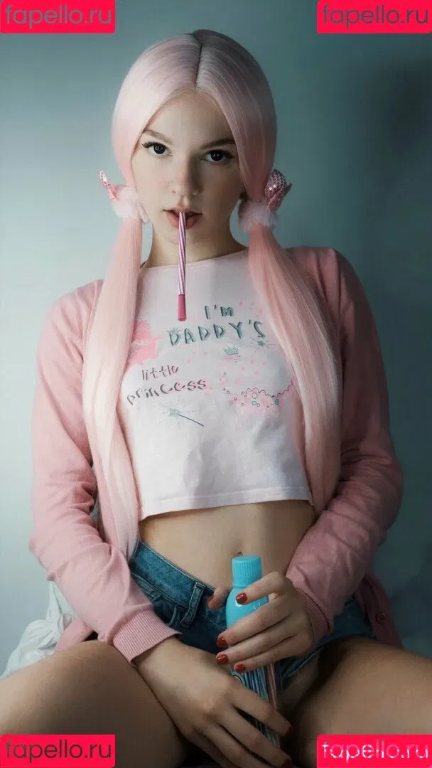 SOLYASMR / Soly ASMR / soly.asmr / solyyy.asmr Onlyfans Photo Gallery 