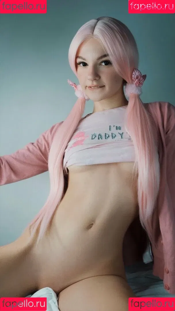 SOLYASMR / Soly ASMR / soly.asmr / solyyy.asmr Onlyfans Photo Gallery 