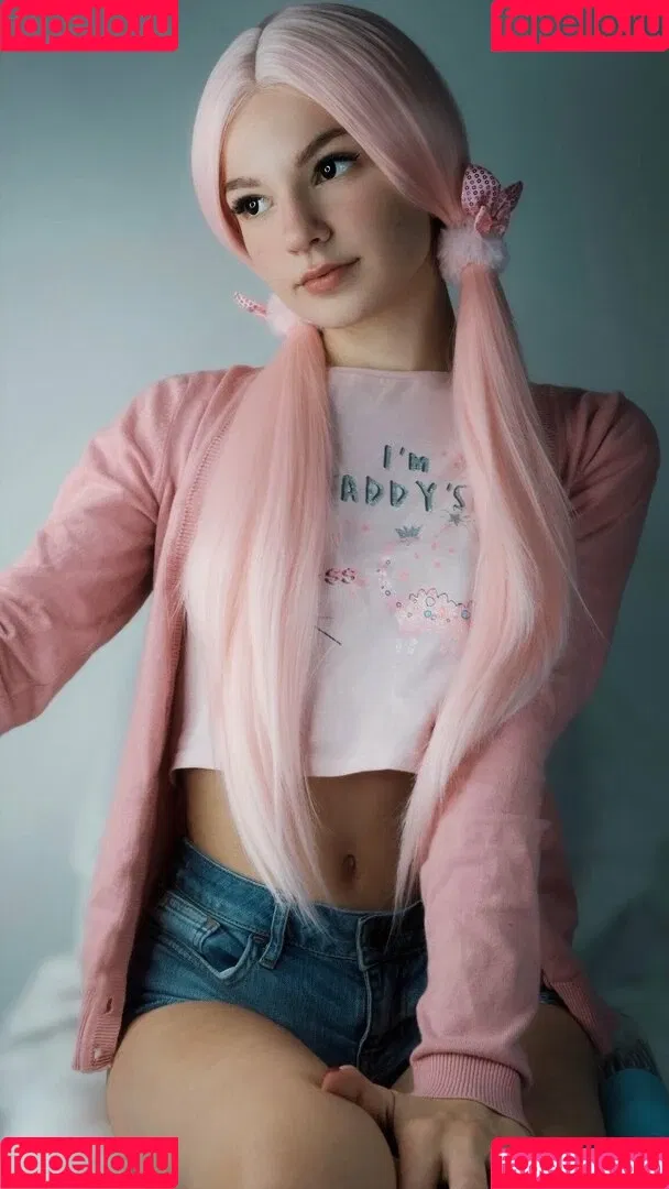 SOLYASMR / Soly ASMR / soly.asmr / solyyy.asmr Onlyfans Photo Gallery 