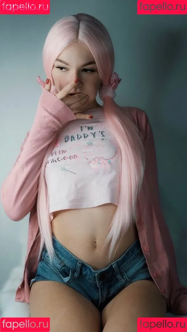 SOLYASMR / Soly ASMR / soly.asmr / solyyy.asmr Onlyfans Photo Gallery 
