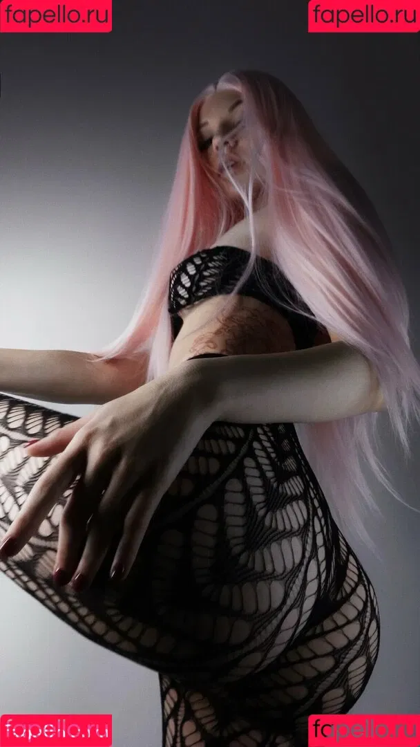 SOLYASMR / Soly ASMR / soly.asmr / solyyy.asmr Onlyfans Photo Gallery 