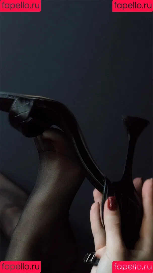 SOLYASMR / Soly ASMR / soly.asmr / solyyy.asmr Onlyfans Photo Gallery 