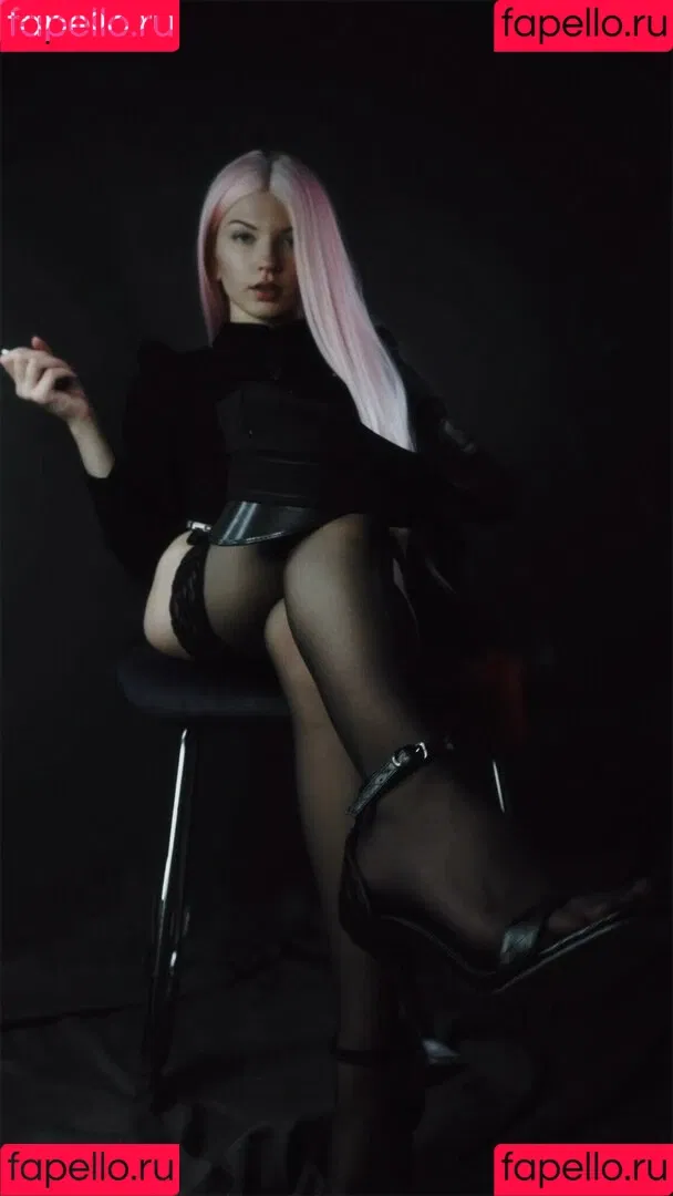 SOLYASMR / Soly ASMR / soly.asmr / solyyy.asmr Onlyfans Photo Gallery 