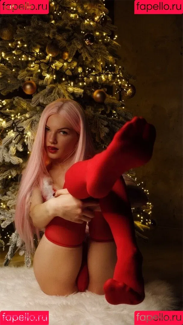 SOLYASMR / Soly ASMR / soly.asmr / solyyy.asmr Onlyfans Photo Gallery 