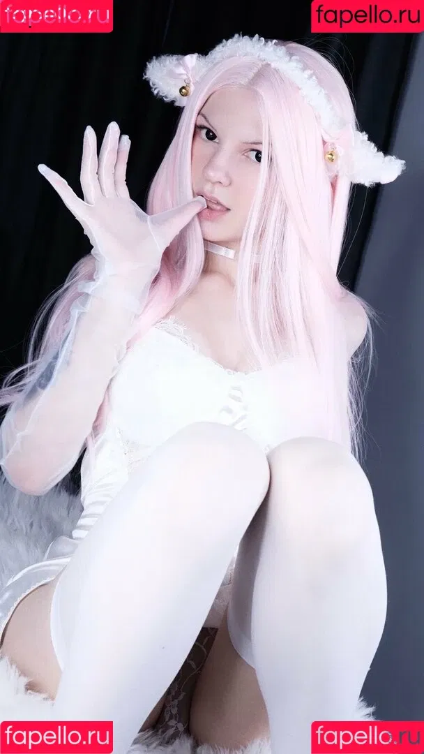 SOLYASMR / Soly ASMR / soly.asmr / solyyy.asmr Onlyfans Photo Gallery 