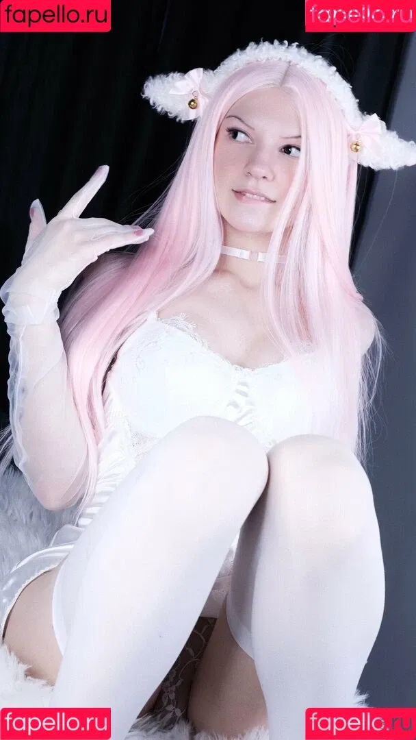 SOLYASMR / Soly ASMR / soly.asmr / solyyy.asmr Onlyfans Photo Gallery 