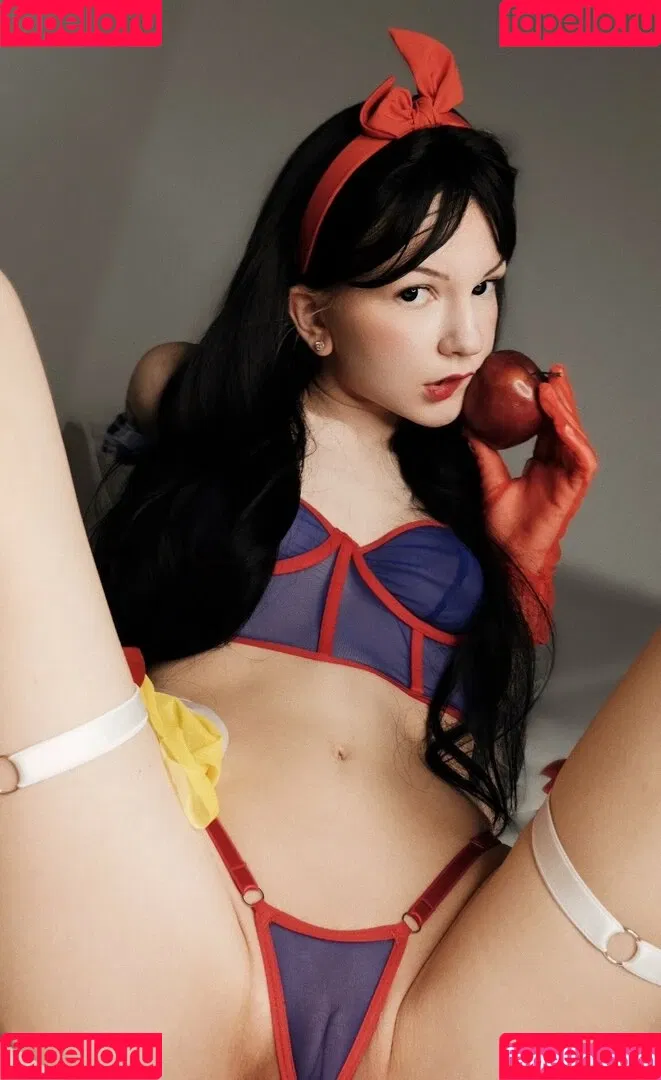 SOLYASMR / Soly ASMR / soly.asmr / solyyy.asmr Onlyfans Photo Gallery 