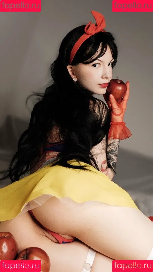 SOLYASMR / Soly ASMR / soly.asmr / solyyy.asmr Onlyfans Photo Gallery 
