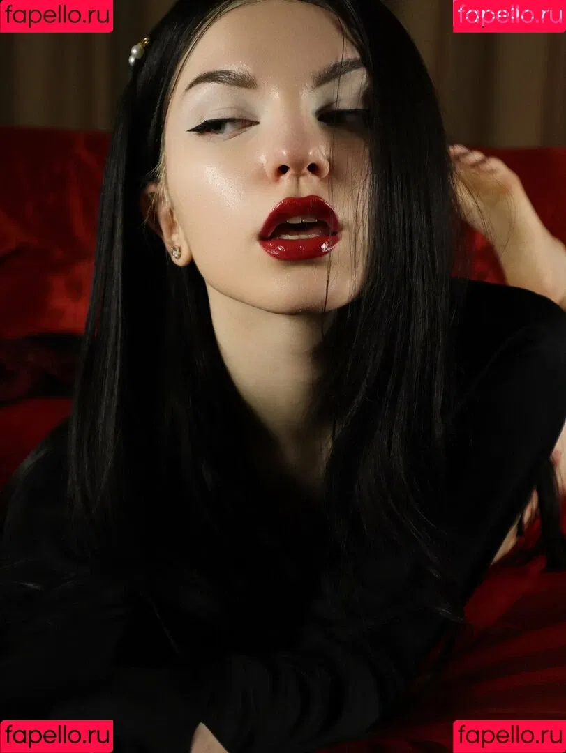 SOLYASMR / Soly ASMR / soly.asmr / solyyy.asmr Onlyfans Photo Gallery 