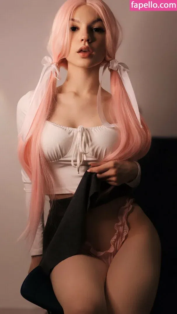 SOLYASMR / Soly ASMR / soly.asmr / solyyy.asmr Onlyfans Photo Gallery 