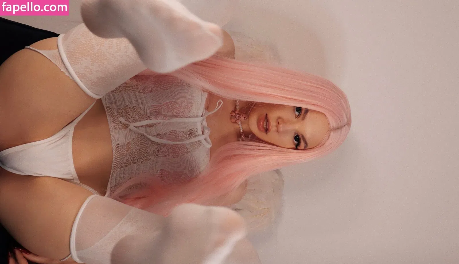 SOLYASMR / Soly ASMR / soly.asmr / solyyy.asmr Onlyfans Photo Gallery 