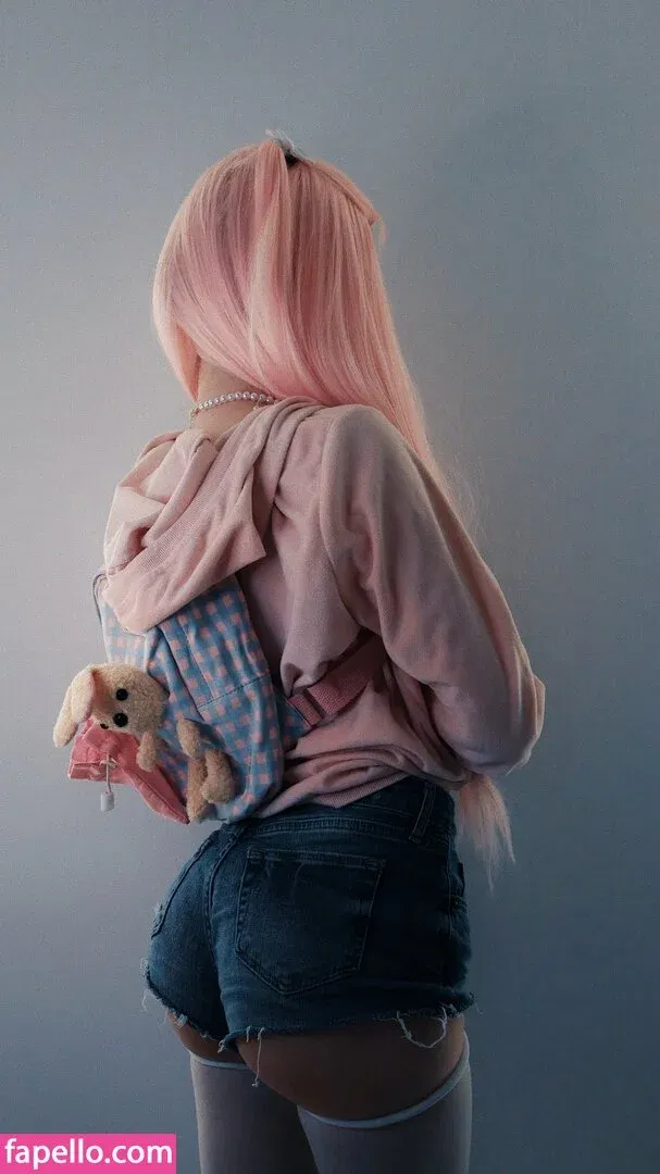 SOLYASMR / Soly ASMR / soly.asmr / solyyy.asmr Onlyfans Photo Gallery 