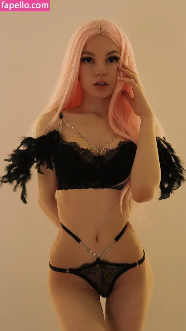 SOLYASMR / Soly ASMR / soly.asmr / solyyy.asmr Onlyfans Photo Gallery 