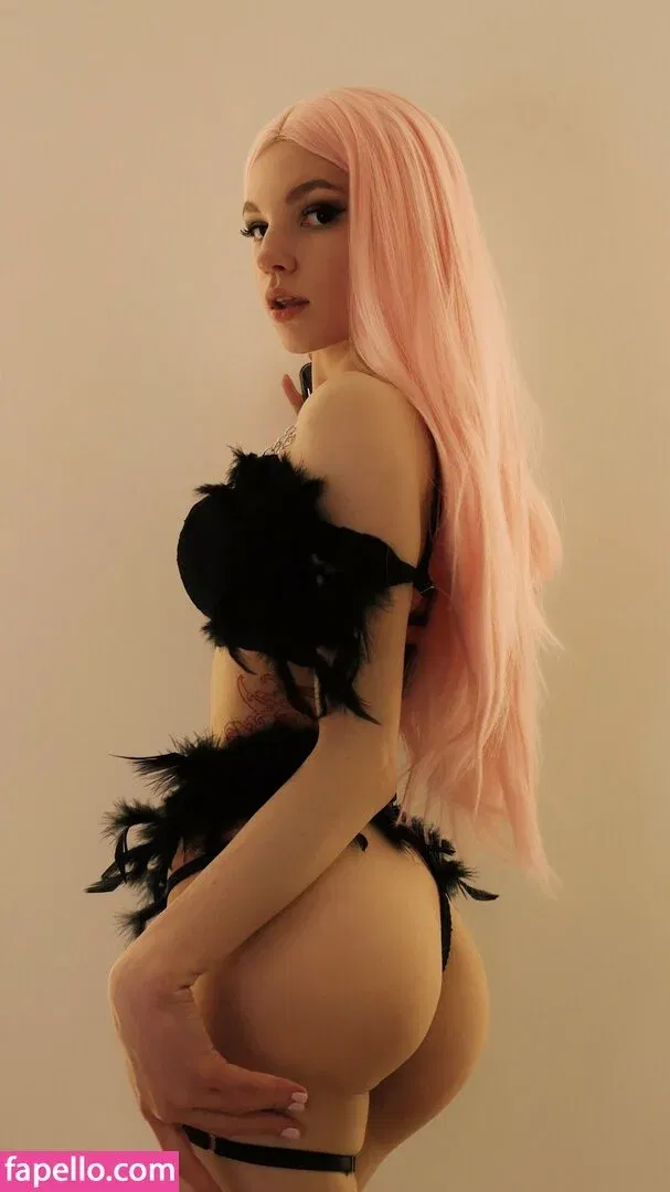 SOLYASMR / Soly ASMR / soly.asmr / solyyy.asmr Onlyfans Photo Gallery 