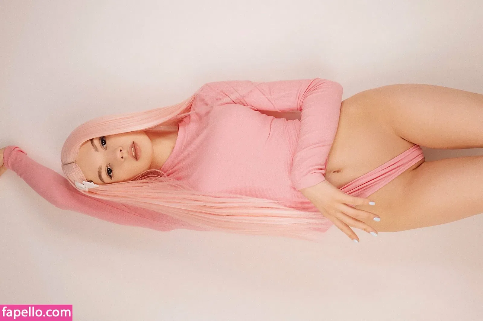 SOLYASMR / Soly ASMR / soly.asmr / solyyy.asmr Onlyfans Photo Gallery 