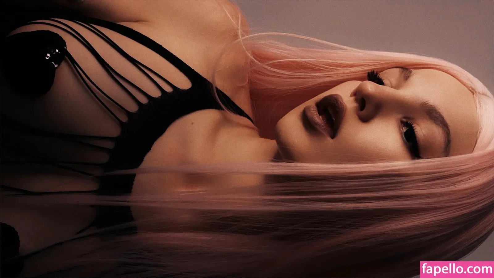 SOLYASMR / Soly ASMR / soly.asmr / solyyy.asmr Onlyfans Photo Gallery 