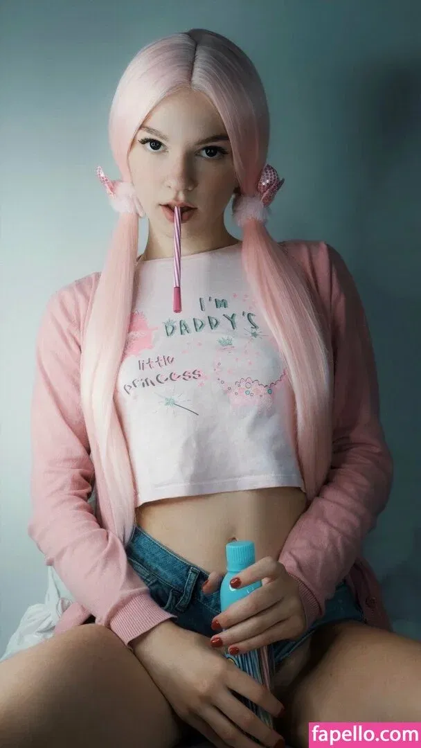 SOLYASMR / Soly ASMR / soly.asmr / solyyy.asmr Onlyfans Photo Gallery 