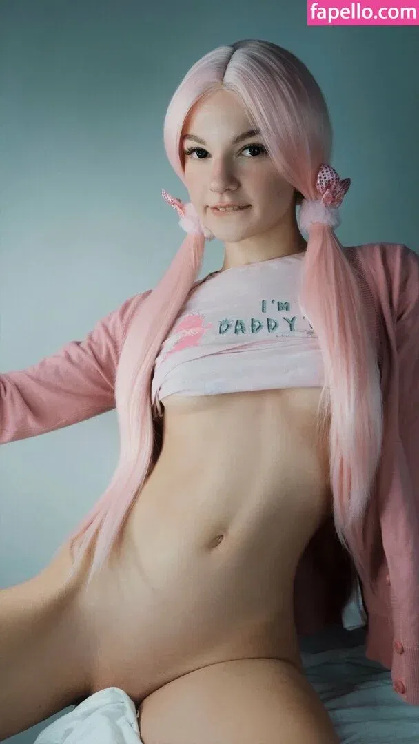 SOLYASMR / Soly ASMR / soly.asmr / solyyy.asmr Onlyfans Photo Gallery 