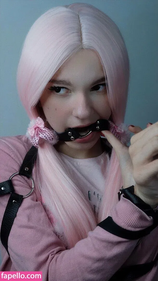 SOLYASMR / Soly ASMR / soly.asmr / solyyy.asmr Onlyfans Photo Gallery 