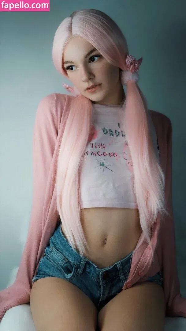 SOLYASMR / Soly ASMR / soly.asmr / solyyy.asmr Onlyfans Photo Gallery 