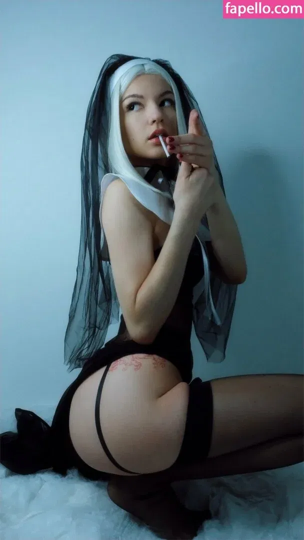 SOLYASMR / Soly ASMR / soly.asmr / solyyy.asmr Onlyfans Photo Gallery 