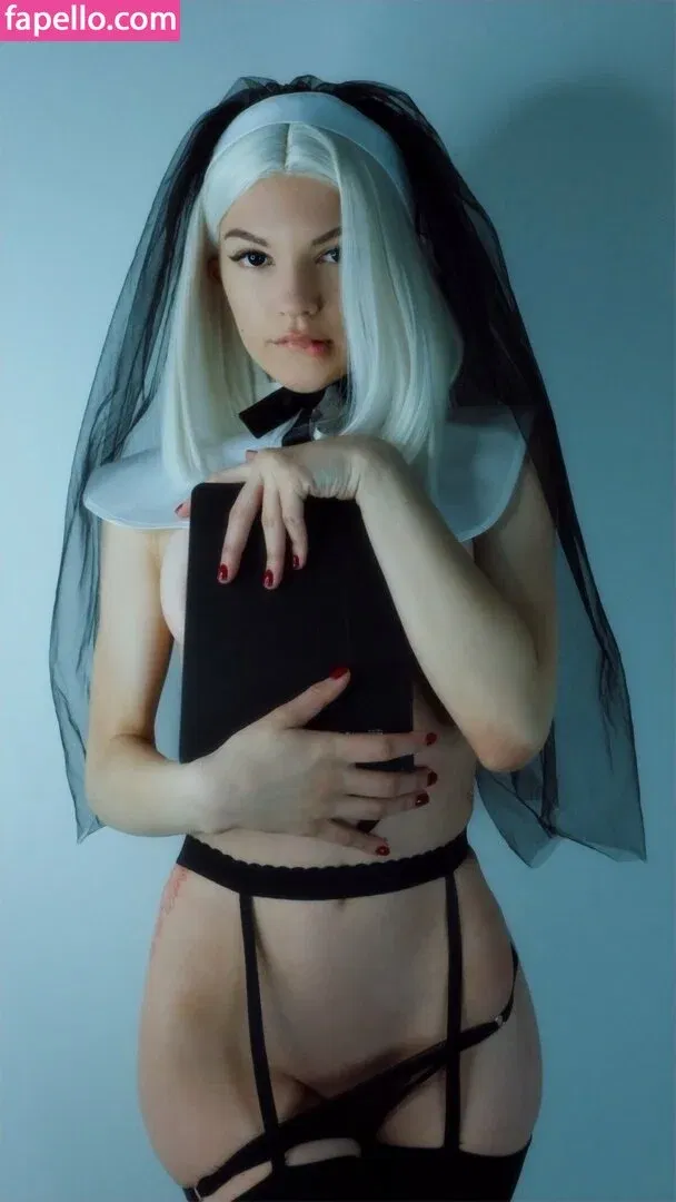 SOLYASMR / Soly ASMR / soly.asmr / solyyy.asmr Onlyfans Photo Gallery 