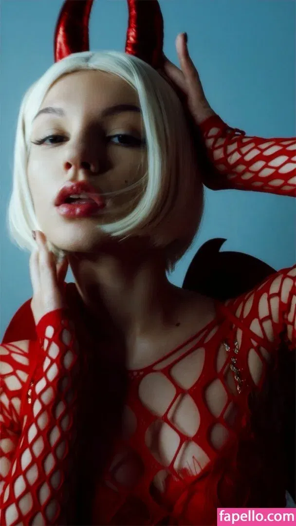 SOLYASMR / Soly ASMR / soly.asmr / solyyy.asmr Onlyfans Photo Gallery 