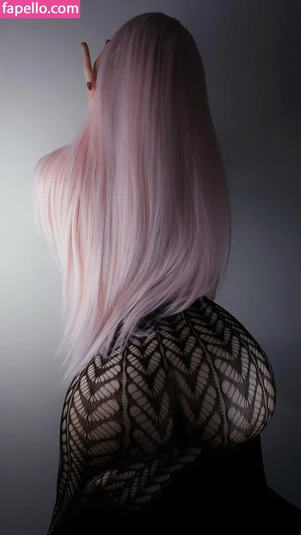 SOLYASMR / Soly ASMR / soly.asmr / solyyy.asmr Onlyfans Photo Gallery 