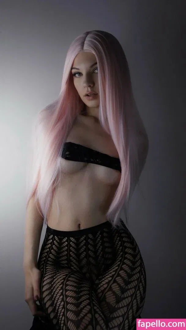 SOLYASMR / Soly ASMR / soly.asmr / solyyy.asmr Onlyfans Photo Gallery 