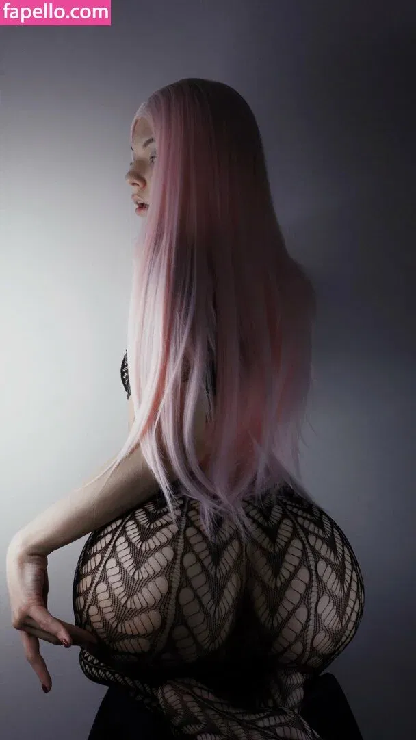 SOLYASMR / Soly ASMR / soly.asmr / solyyy.asmr Onlyfans Photo Gallery 