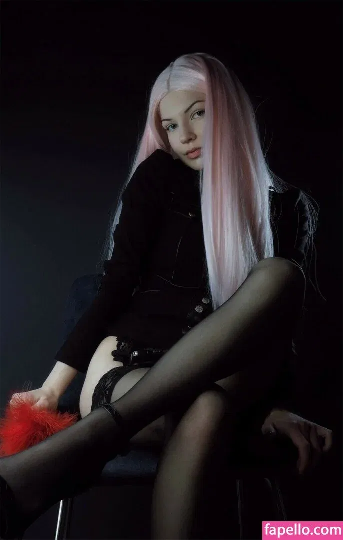 SOLYASMR / Soly ASMR / soly.asmr / solyyy.asmr Onlyfans Photo Gallery 