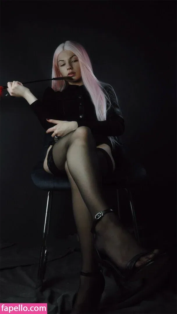 SOLYASMR / Soly ASMR / soly.asmr / solyyy.asmr Onlyfans Photo Gallery 